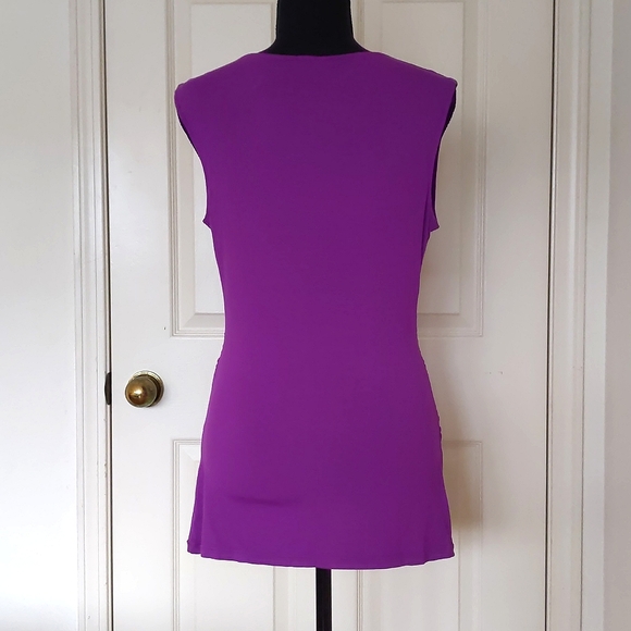 NWT. Express Rayon/Spandex Long Sleeveless top w/front design&waist side elastic - Picture 2 of 5